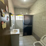 Casa à venda com 4 quartos, sendo 1 suíte,  em Jardim Estoril, Ponta Porã, MS