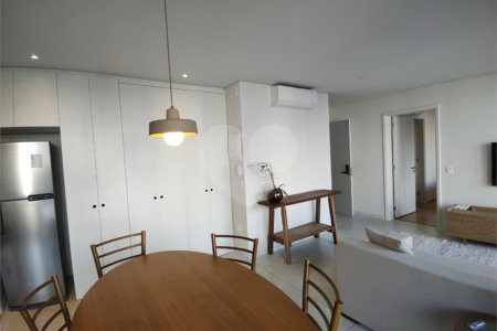 Apartamento à venda ou para alugar com 1 suíte em Jardim das Bandeiras, São Paulo, SP