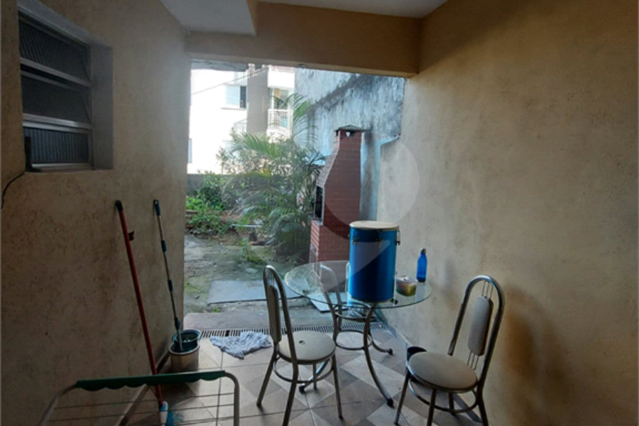 Sobrado à venda com 8 quartos no Brasilândia, São Paulo, SP