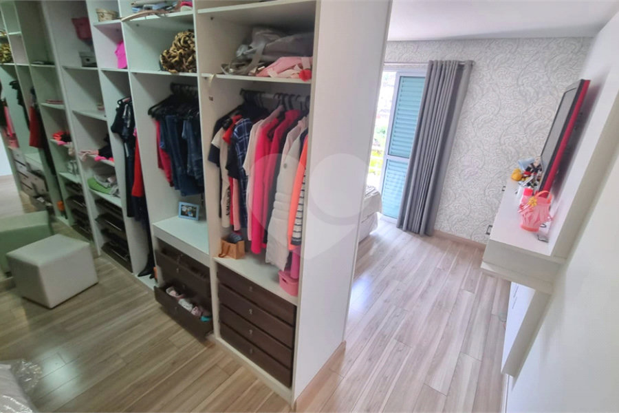 Casa à venda com 3 suítes no condomínio Residencial Cantareira, São Paulo - SP