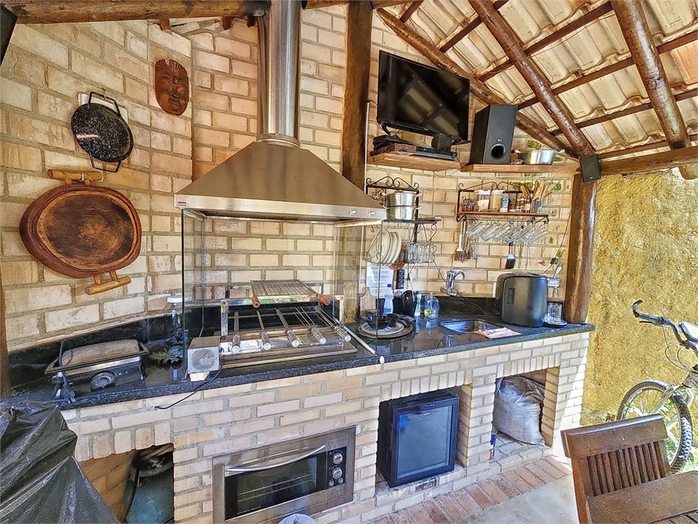 Casa em condomínio à venda com 3 quartos, sendo 1 suíte,  em Rasa, Armação dos Búzios, RJ