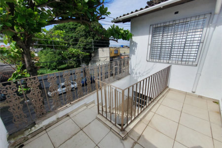 Sobrado à venda ou para alugar com 2 quartos em Vila Marieta, São Paulo, SP