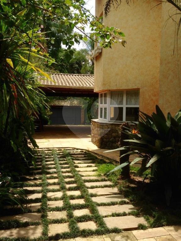 Casa à venda com 4 quartos, sendo 1 suíte, em Samambaia, Mairiporã, SP
