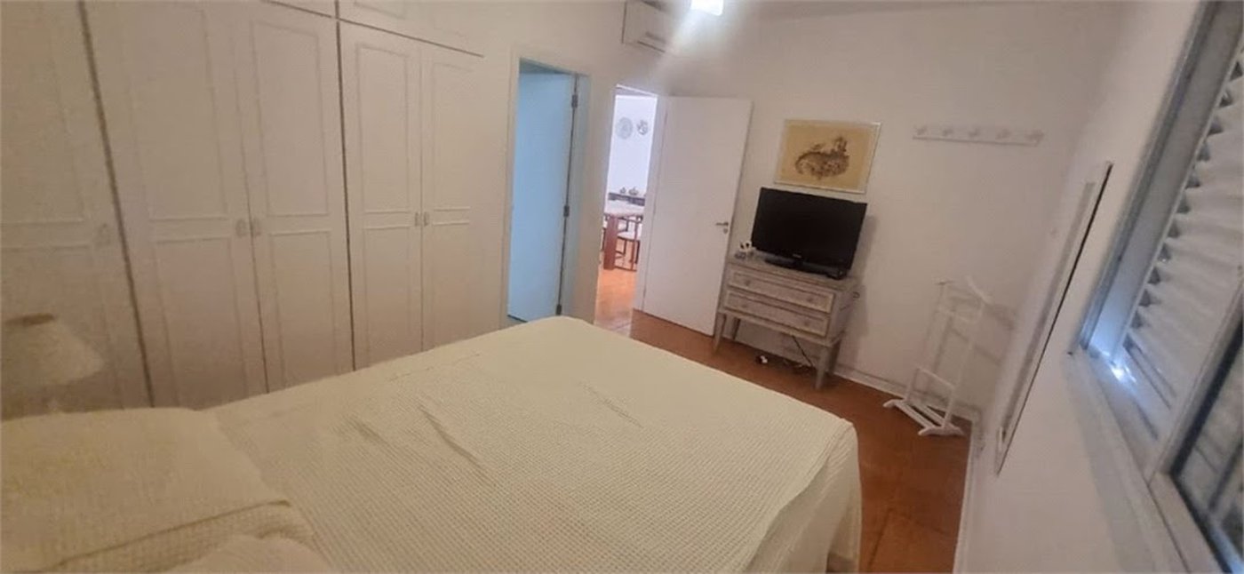 Apartamento porteira fechada com vista para o mar e lazer completo em Pitangueiras – Guarujá