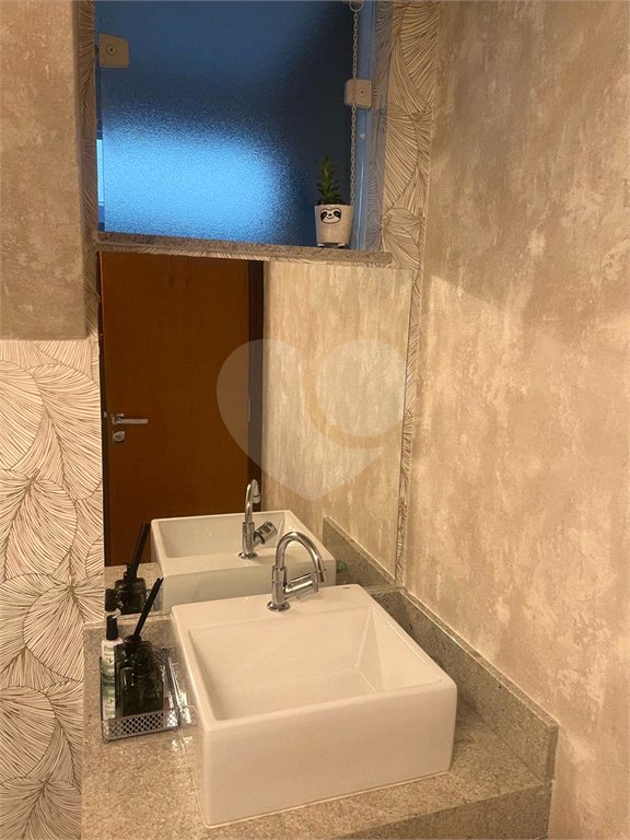 Casa à venda com 4 quartos, sendo 3 suítes,  no condomínio Residencial Toscana, Mogi das Cruzes - SP