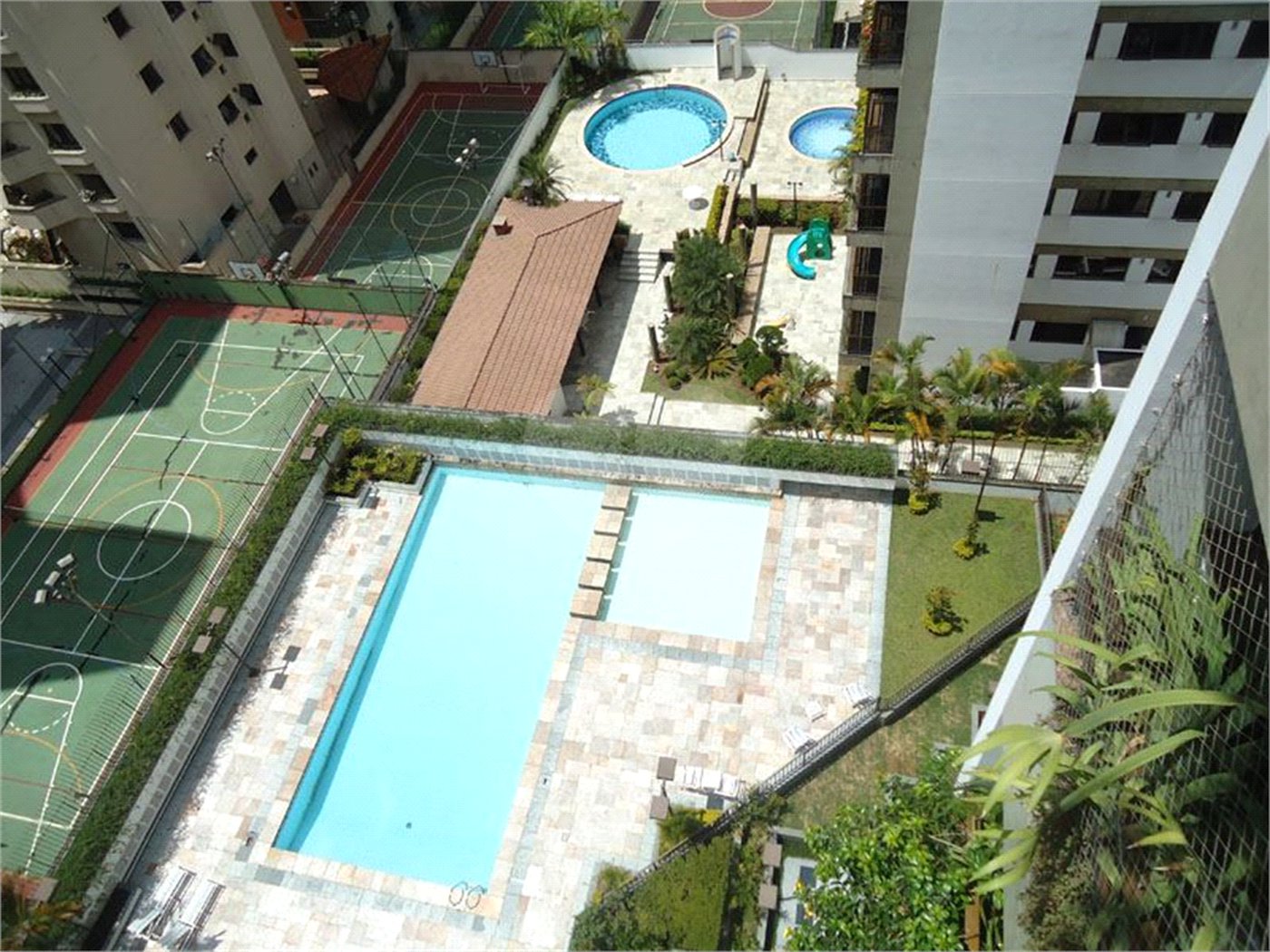 Apartamento à venda com 3 suítes em Tatuapé, São Paulo, SP