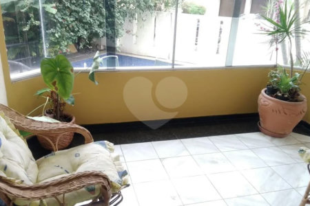 Sobrado à venda com 5 suítes em Jardim Franca, São Paulo, SP