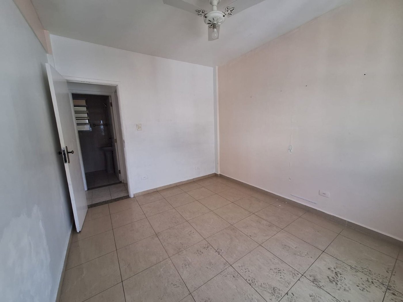 Apartamento com 2 dormitórios à venda, 70 m² por R$ 670.000,00 - Aparecida - Santos/SP