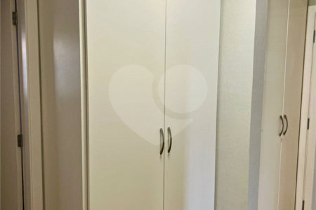 Apartamento à venda com 3 quartos, sendo 2 suítes,  em Vila Suzana, São Paulo, SP