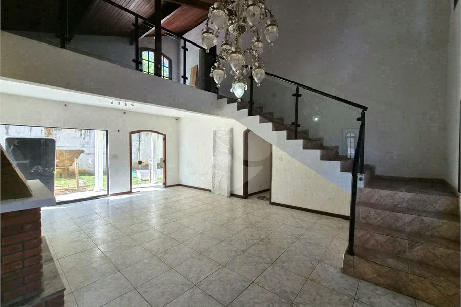 Casa à venda ou para alugar com 4 suítes no condomínio Parque Imperial da Cantareira, Mairiporã - SP