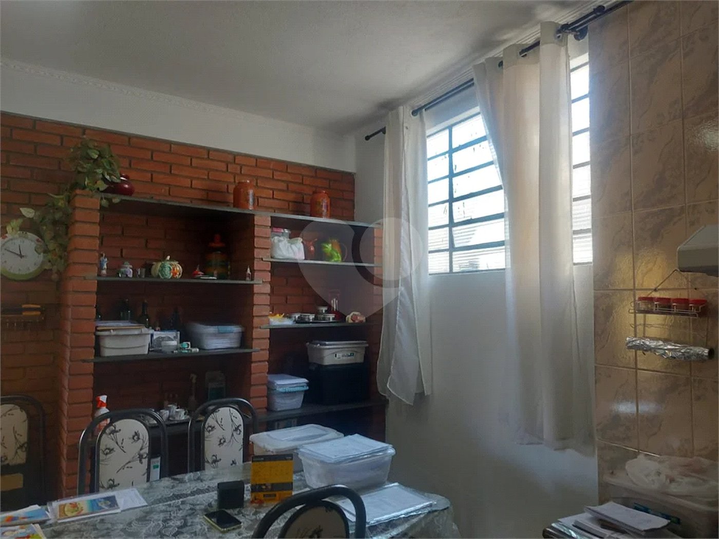 Casa à venda com 3 quartos, sendo 2 suítes,  em Capela, Vinhedo, SP