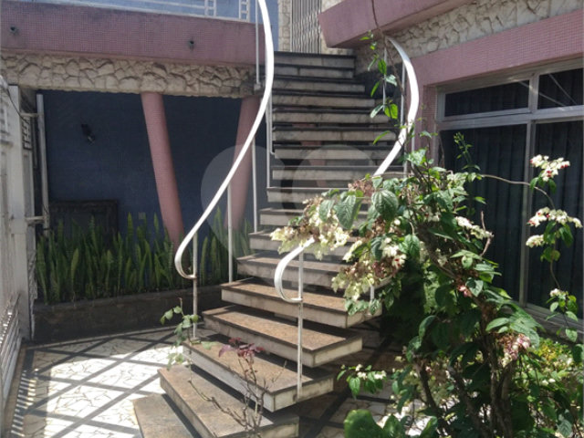 Sobrado para alugar com 6 quartos em Jardim São Paulo(zona Norte), São Paulo, SP