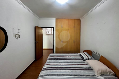 Casa à venda com 4 quartos, sendo 2 suítes,  em Interlagos, São Paulo, SP