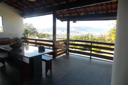 Casa à venda com 2 quartos, sendo 1 suíte, em Campos de Atibaia, Atibaia, SP