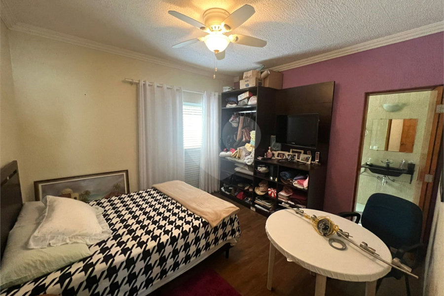 Casa à venda com 4 suítes no condomínio Parque Petrópolis 4 Secção, Mairiporã - SP
