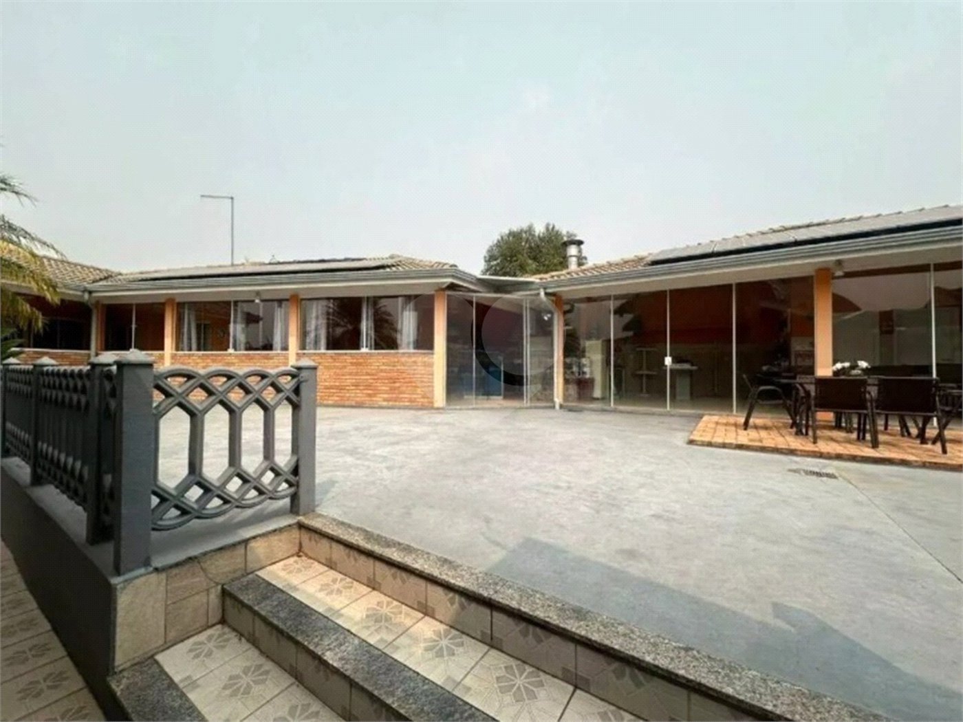 Casa à venda com 3 quartos, sendo 1 suíte, no condomínio Residencial Delle Stelle, Louveira - SP