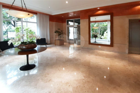 Apartamento à venda com 4 suítes em Campo Belo, São Paulo, SP