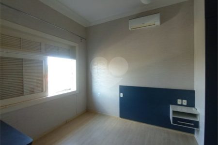 Casa à venda com 3 suítes em Vila Nastri, Itapetininga, SP