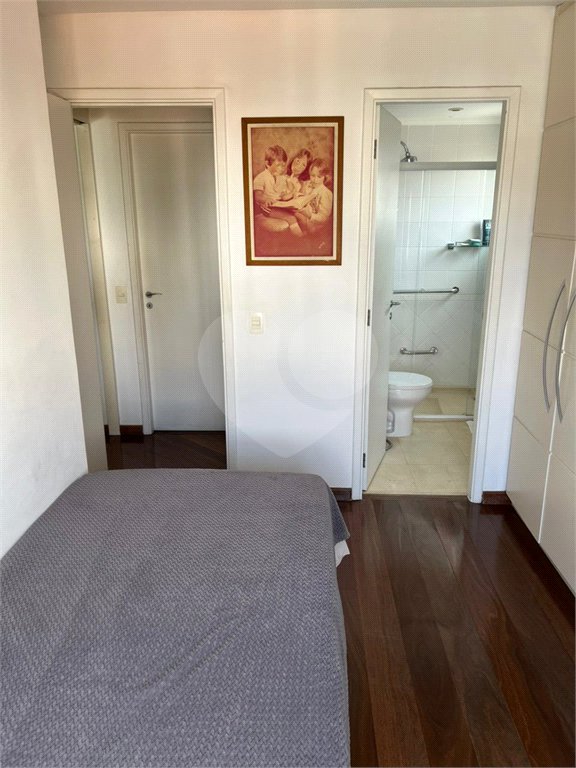 Apartamento à venda com 2 suítes em Campo Belo, São Paulo, SP