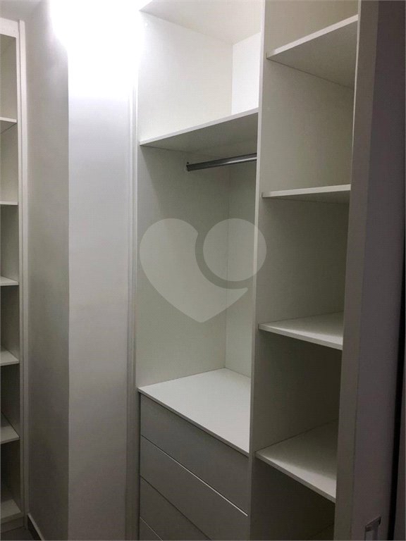 Apartamento à venda com 2 quartos, sendo 1 suíte, em Brooklin, São Paulo, SP