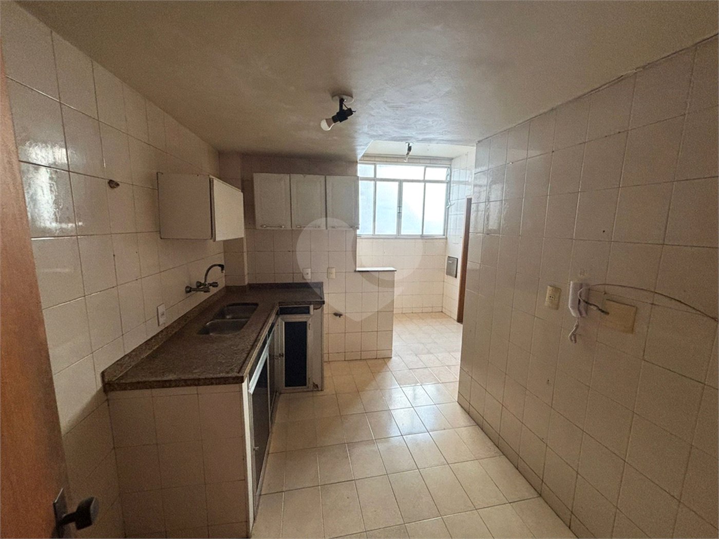Apartamento à venda com 4 quartos, sendo 1 suíte,  em Tijuca, Rio de Janeiro, RJ
