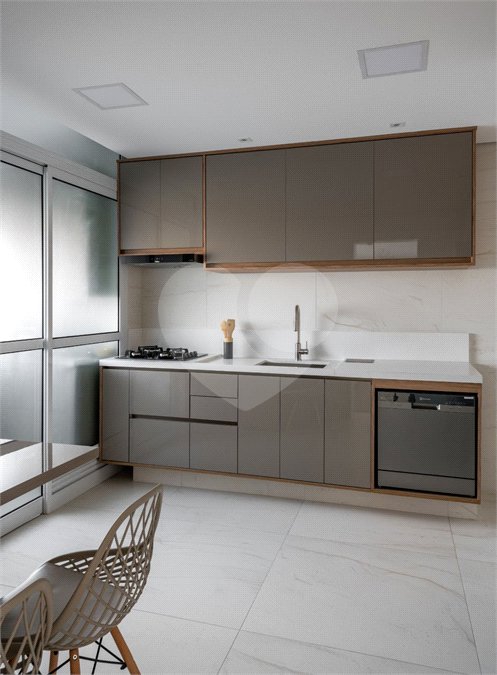 Apartamento à venda com 3 suítes em Vila Mascote, São Paulo, SP