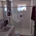 Casa à venda com 5 quartos, sendo 4 suítes, no condomínio Clube Florada Suzano, Suzano - SP