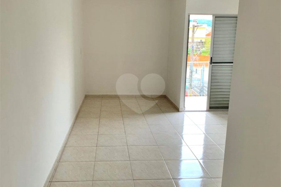 Sobrado à venda com 3 quartos, sendo 1 suíte, em Tremembé, São Paulo, SP
