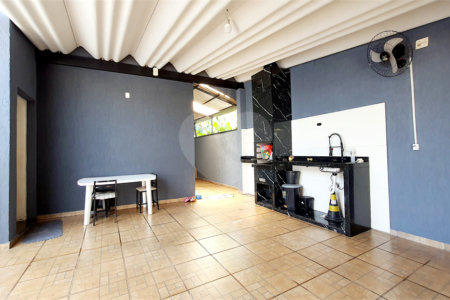 Casa à venda com 3 quartos, sendo 1 suíte, em Campos Elíseos, Ribeirão Preto, SP