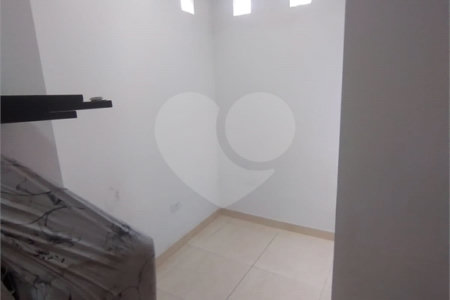 Sobrado à venda com 3 quartos em Vila Mazzei, São Paulo, SP