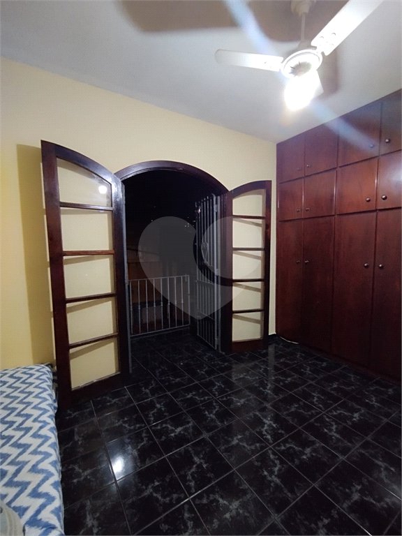 Casa à venda com 2 quartos no condomínio Casa Geminada, São Paulo - SP