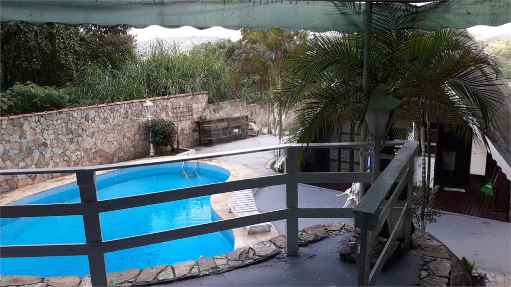Sobrado à venda com 3 quartos, sendo 1 suíte, em Samambaia, Mairiporã, SP