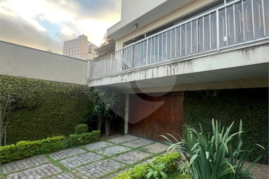 Sobrado à venda com 3 suítes em Santana, São Paulo, SP