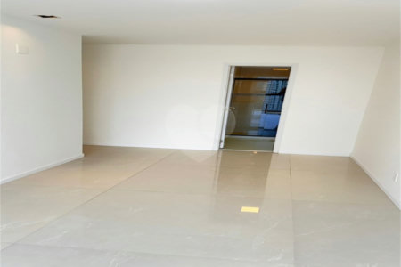 Apartamento à venda com 3 quartos, sendo 1 suíte,  em Recreio dos Bandeirantes, Rio de Janeiro, RJ