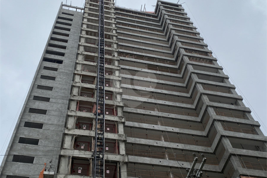 Apartamento à venda com 3 suítes em Santana, São Paulo, SP