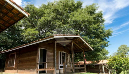 Fazenda à venda com 11 quartos no Centro, Analândia, SP