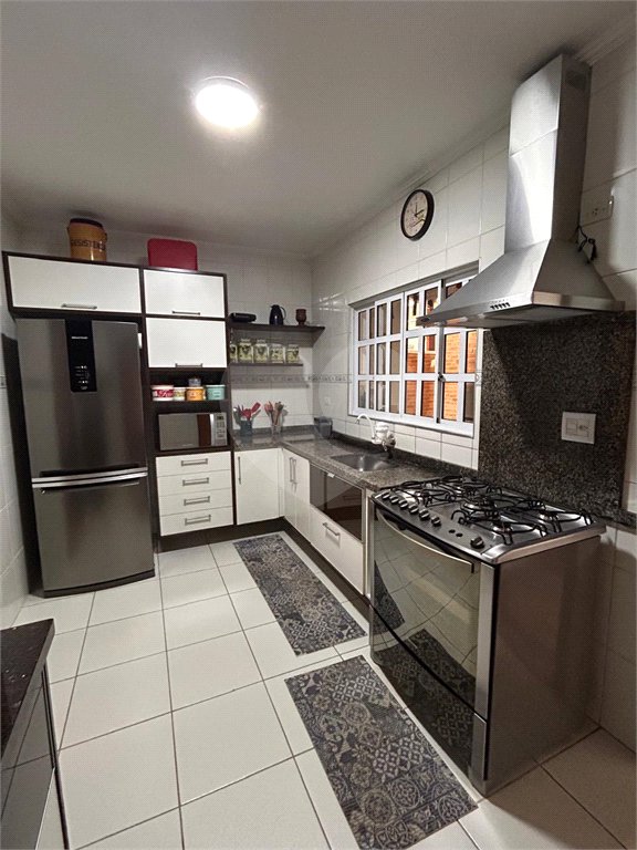Casa à venda com 3 quartos, sendo 1 suíte,  no condomínio Jardim Europa, Mogi das Cruzes - SP