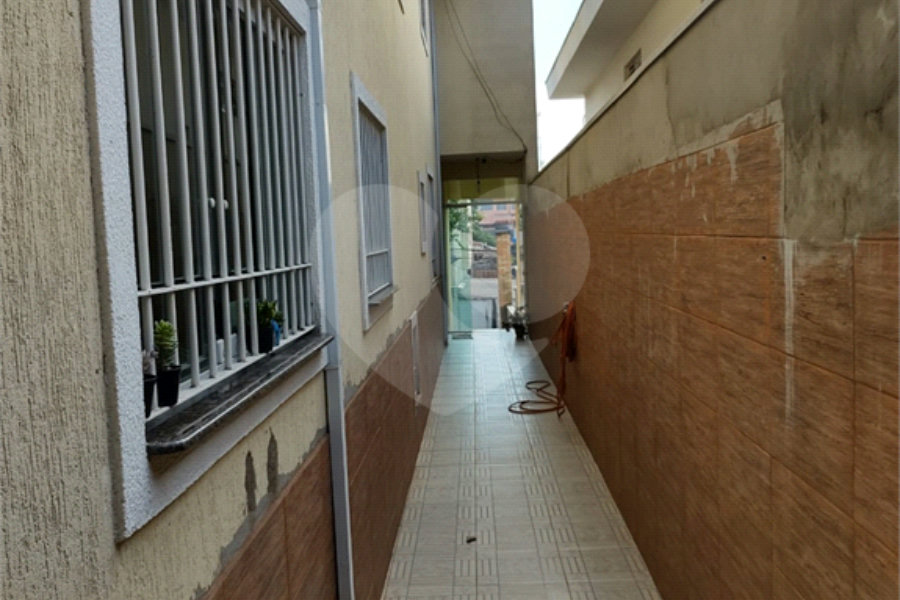 Sobrado à venda com 3 suítes em Parque São Domingos, São Paulo, SP