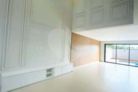 Casa à venda com 3 suítes no condomínio Villa do Sol, Valinhos - SP