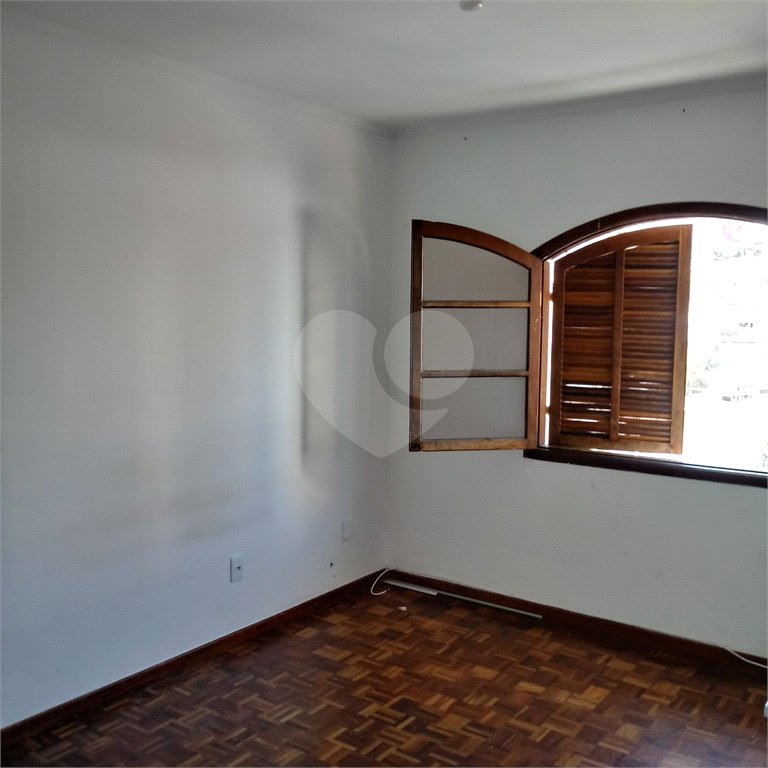 Sobrado à venda com 3 quartos, sendo 1 suíte, em Tremembé, São Paulo, SP