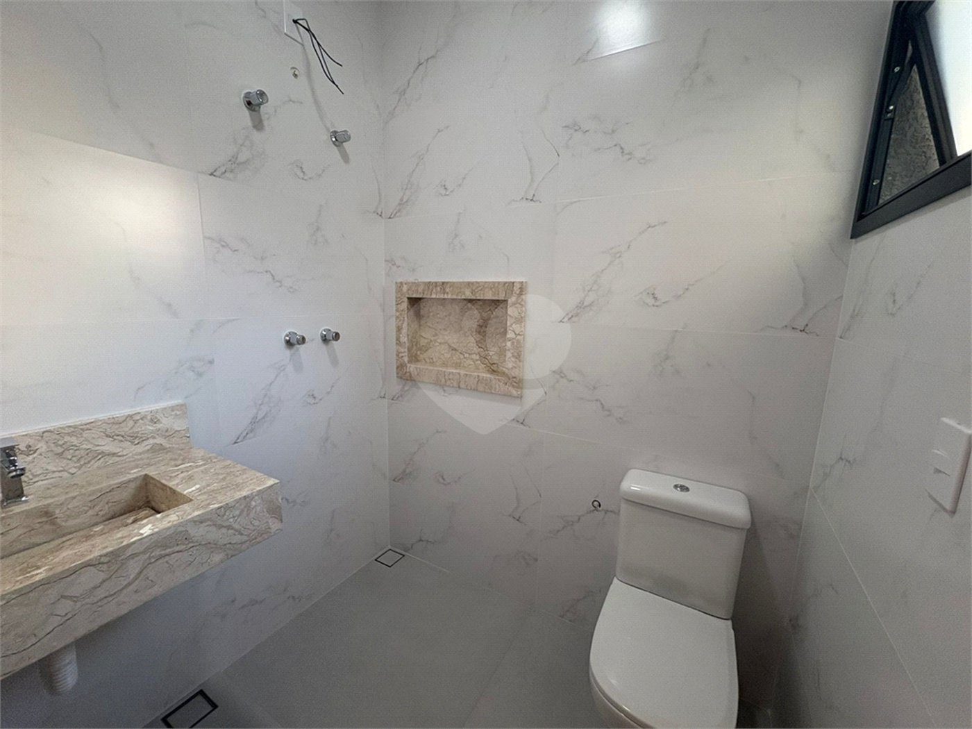 Casa à venda com 3 quartos, sendo 1 suíte, no condomínio Reserva Ipanema, Sorocaba - SP