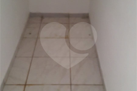 Sobrado à venda com 4 quartos, sendo 1 suíte, em Jardim Hubert, Indaiatuba, SP