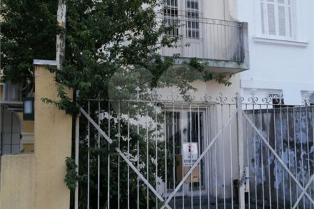 Sobrado à venda com 3 quartos em Vila Mariana, São Paulo, SP
