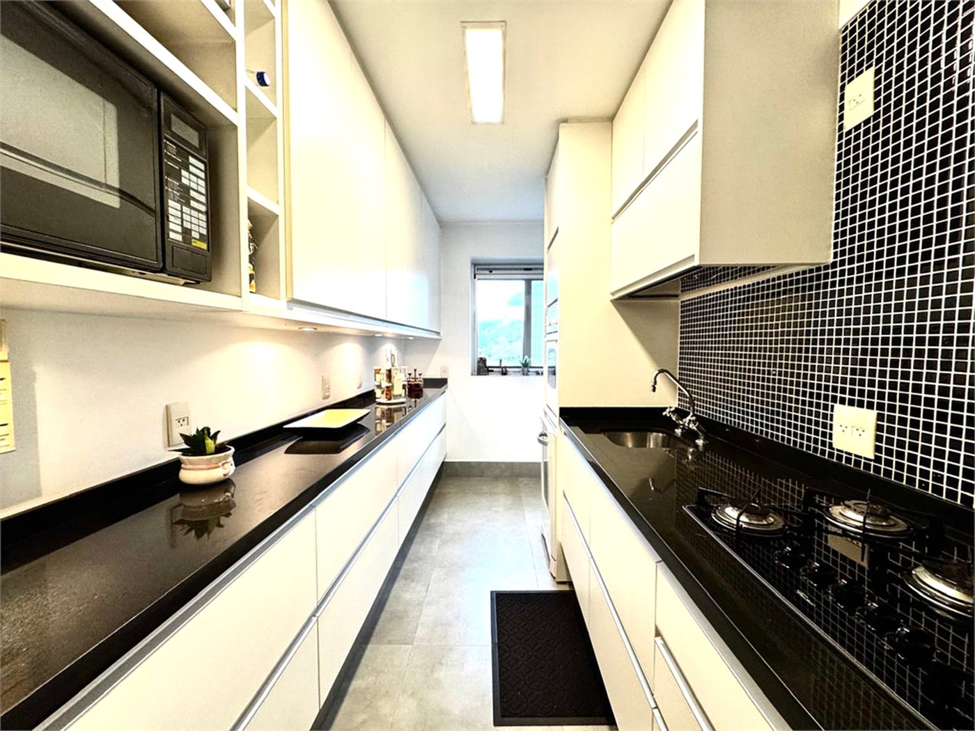 Apartamento à venda com 2 suítes em Parque do Morumbi, São Paulo, SP