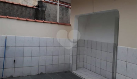 Casa à venda com 4 quartos, sendo 1 suíte,  em Jabaquara, São Paulo, SP