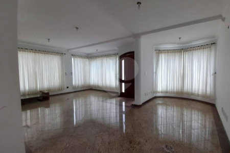 Sobrado à venda com 5 quartos em Jardim São Paulo(zona Norte), São Paulo, SP