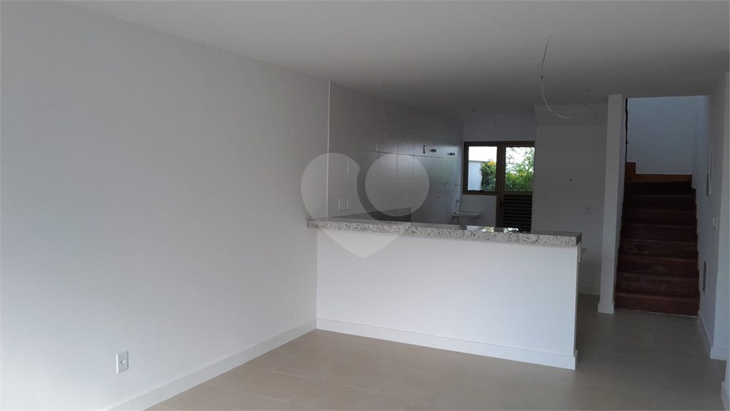 Casa à venda com 4 quartos, sendo 2 suítes, em Manguinhos, Armação dos Búzios, RJ