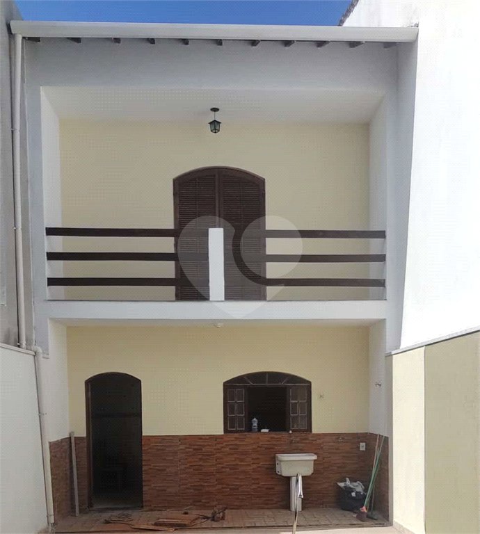 Casa à venda com 2 suítes no condomínio Residencial Rubi, Mogi das Cruzes - SP
