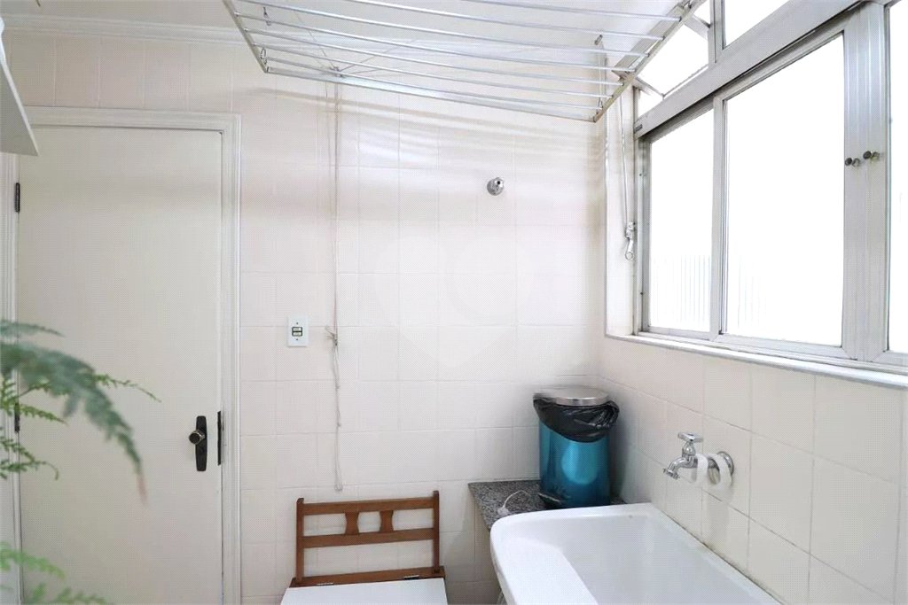 Apartamento à venda com 2 quartos em Lapa, São Paulo, SP