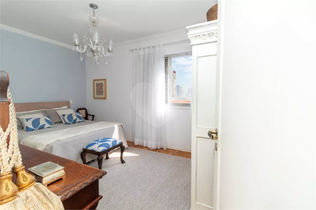 Apartamento para alugar com 4 quartos, sendo 1 suíte, em Perdizes, São Paulo, SP